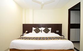 Hotel Rashika Palace Near Sindhi Camp Bus Stand, Jaipur